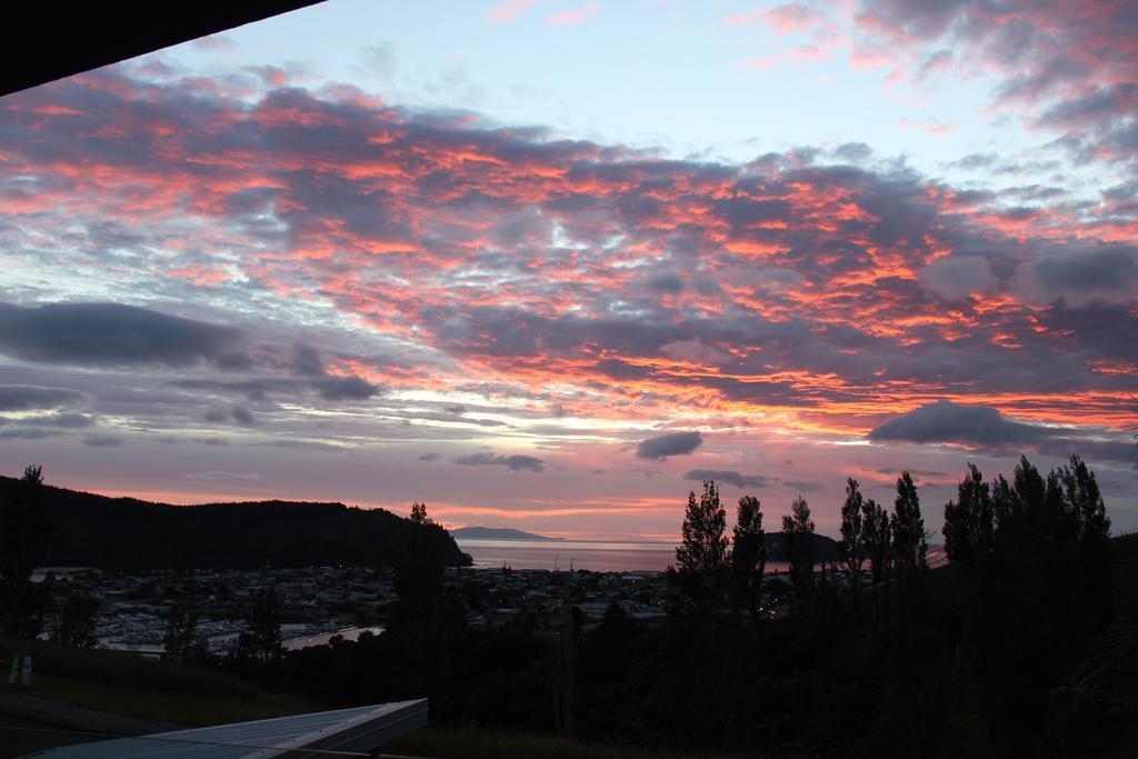 Bed and Breakfast Stunning Views Bed, Breakfast & Health Retreat Whangamata Zewnętrze zdjęcie