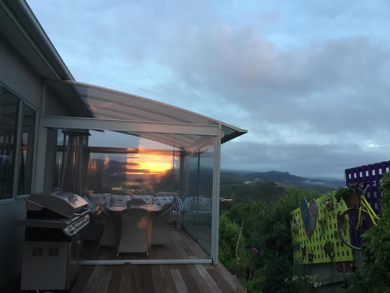 Bed and Breakfast Stunning Views Bed, Breakfast & Health Retreat Whangamata Zewnętrze zdjęcie